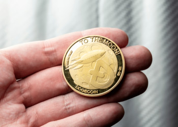 While Dogecoin (DOGE) Enjoys Mainstream Appeal, Traders Highlight NuggetRush’s Growing Potential