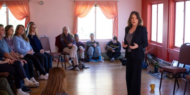 Marianne Williamson drops out of Democratic presidential race