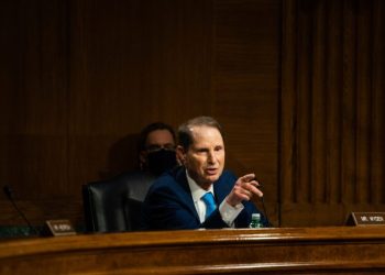Sen. Ron Wyden calls on Biden to fire Social Security’s top watchdog