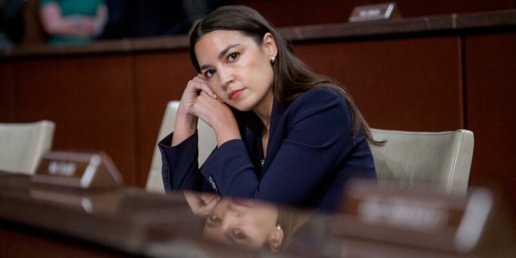 Federal election complaint alleges AOC misused campaign funds for psychiatrist services